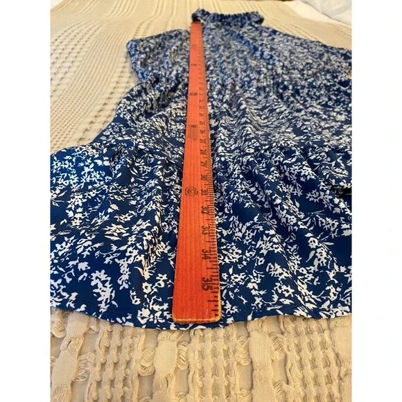 Halter Neckline Dress Plus Size XL Silky Feel Patterened Ruffle Hem Flirty Sexy - Picture 10 of 10